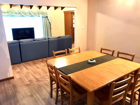 Kokomo - Sunshine Coast Tourism 5