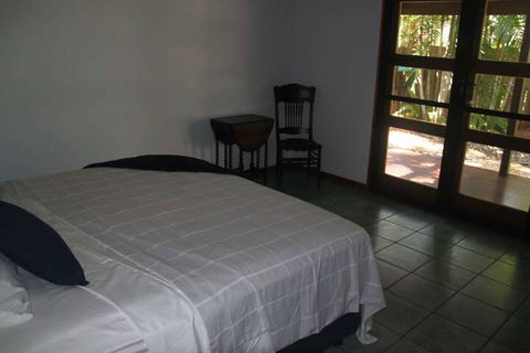 Beach House On Fox - Holiday Sunshine Coast 7