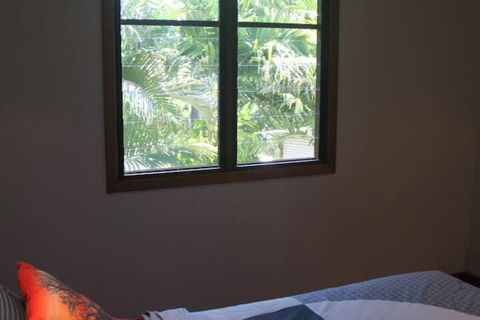 Beach House On Fox - Holiday Sunshine Coast 2