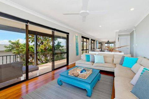Apricari Oasis By The Sea - Holiday Sunshine Coast 0