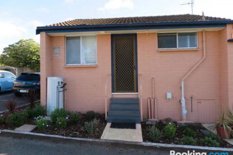 Beachside Rest - Holiday Sunshine Coast 0