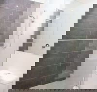 The Mile End Hotel - Holiday Sunshine Coast