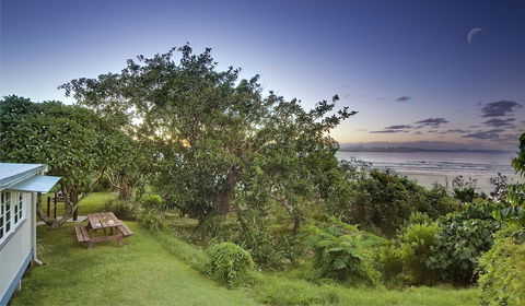 Byron Bay Cottages - Sunshine Coast Tourism 5