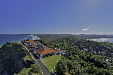 Byron Bay Cottages - Sunshine Coast Tourism 1