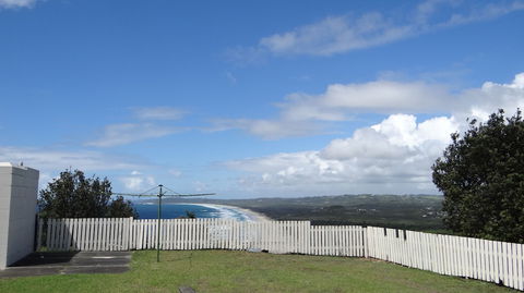 Byron Bay Cottages - Sunshine Coast Tourism 6