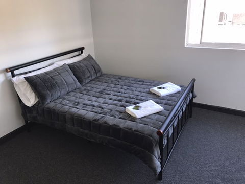 Panania Hotel - Sunshine Coast Tourism 2