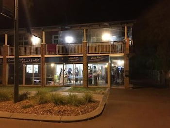 Dunsborough Beach Lodge - Holiday Sunshine Coast 2