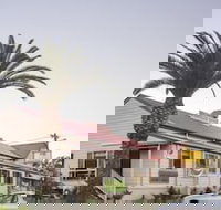 D'Aguilar Hotel Motel - Holiday Sunshine Coast