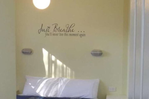 Lake Conjola Waterfront Holiday Park - Sunshine Coast Tourism 7