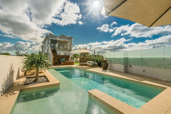 A PERFECT STAY - Bluewater House - Holiday Sunshine Coast 4
