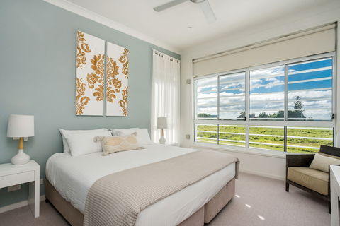 A PERFECT STAY - Bluewater House - Holiday Sunshine Coast 0