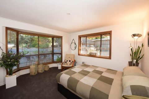 A Suite Spot In The Hills - Holiday Sunshine Coast 1