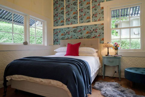 Little Violet - Holiday Sunshine Coast 1