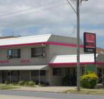 Porkys Motel - Holiday Sunshine Coast