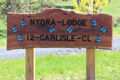 Nyora Lodge B & B - Sunshine Coast Tourism 4