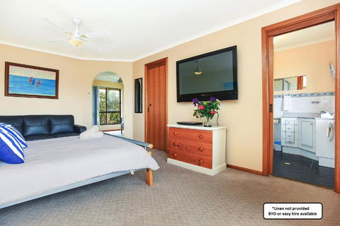Encounter Bay Family Retreat - Sunshine Coast Tourism 2