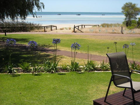 Beach House Dunsborough - Holiday Sunshine Coast 5