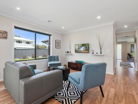 Beach Gum - Holiday Sunshine Coast 6