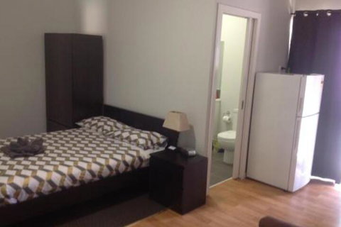 Rhodeside Lodge - Holiday Sunshine Coast 2
