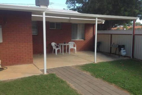 Rhodeside Lodge - Holiday Sunshine Coast 6