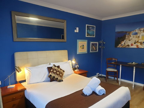 Valley View Motel - Sunshine Coast Tourism 6