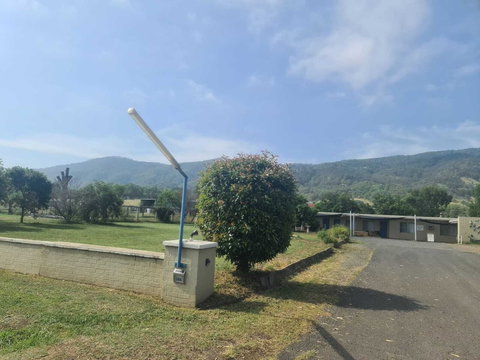 Valley View Motel - Sunshine Coast Tourism 1