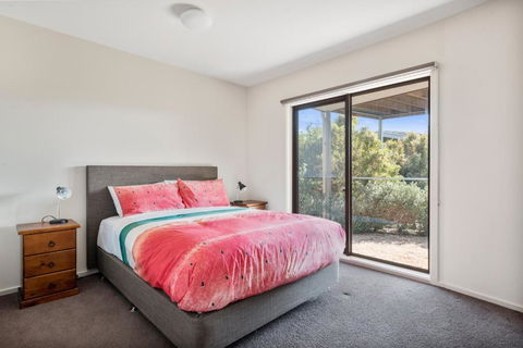 Amaroo - Holiday Sunshine Coast 6
