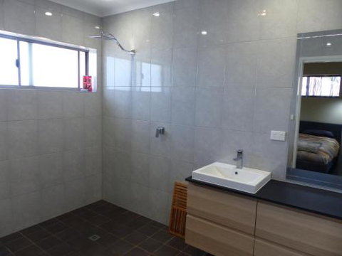 Great Northern Lodge - Sunshine Coast Tourism 2