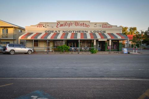 Great Northern Lodge - Sunshine Coast Tourism 5