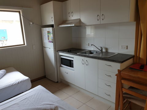 Airlie Beach Apartments - Holiday Sunshine Coast 6