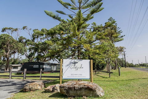 Surfside Cudmirrah Beach - Holiday Sunshine Coast 1