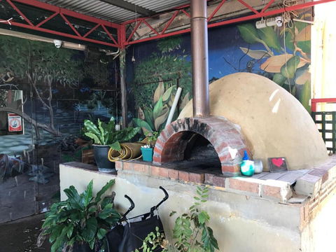 Gascoyne Hotel - Holiday Sunshine Coast 4