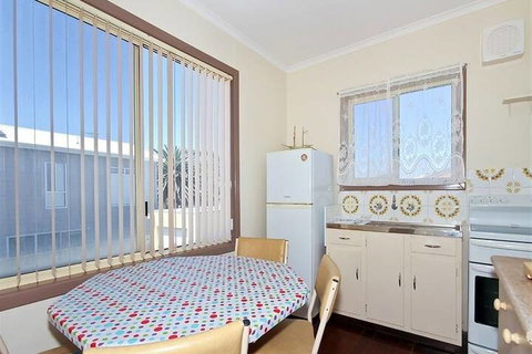 Sun & Fun - Sunshine Coast Tourism 6