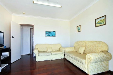 Sun & Fun - Sunshine Coast Tourism 4