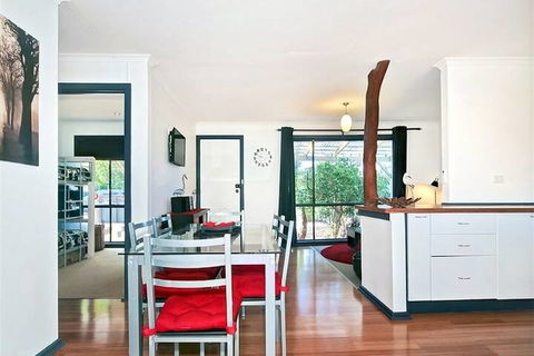Sea Devine - Holiday Sunshine Coast 6