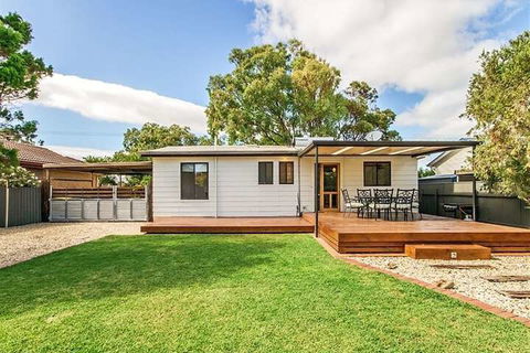 Sea Devine - Holiday Sunshine Coast 1