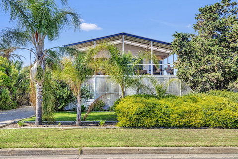 Zephyr Shores - Holiday Sunshine Coast 2