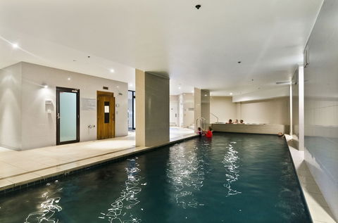 Sierra Grand Resort - GCLR - Sunshine Coast Tourism 1