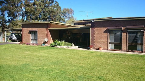 Hilltop Escape B&B - Sunshine Coast Tourism 0