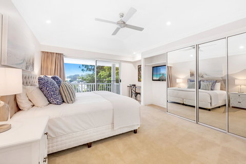 Hamptons Hideaway At The Cove - Holiday Sunshine Coast 5