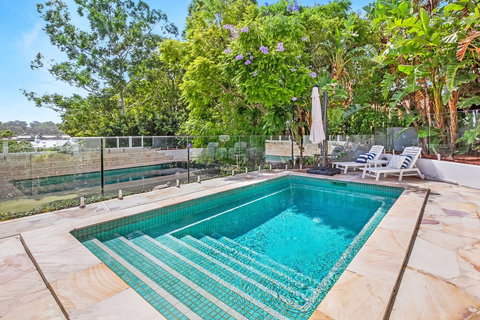 Hamptons Hideaway At The Cove - Holiday Sunshine Coast 0