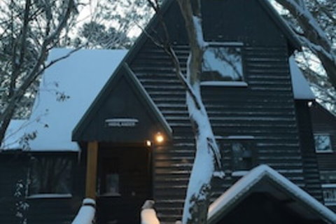 Highlander - Holiday Sunshine Coast 0