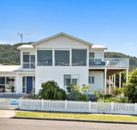 Art House - Holiday Sunshine Coast