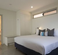 Cooper's Country Lodge - Sunshine Coast Tourism