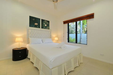 17 Cascade Luxury House On Fairway - Sunshine Coast Tourism 1