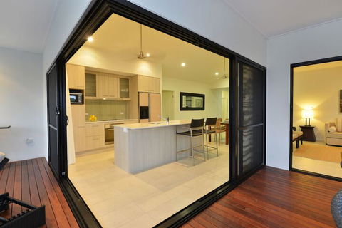 17 Cascade Luxury House On Fairway - Sunshine Coast Tourism 7