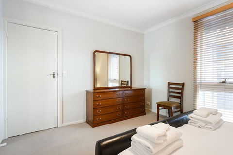 BOUTIQUE STAYS - Sandyside 1 - Sunshine Coast Tourism 5