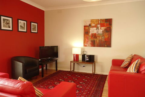 BOUTIQUE STAYS - Sandyside 1 - Sunshine Coast Tourism 4