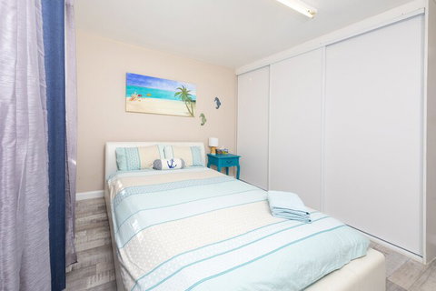 La Casa - Holiday Sunshine Coast 2