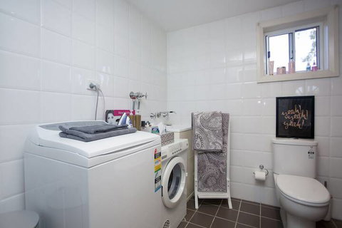 La Casa - Holiday Sunshine Coast 1